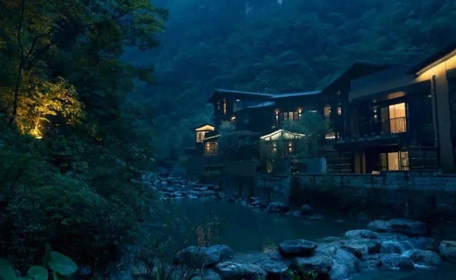 逃出塞里洛斯村