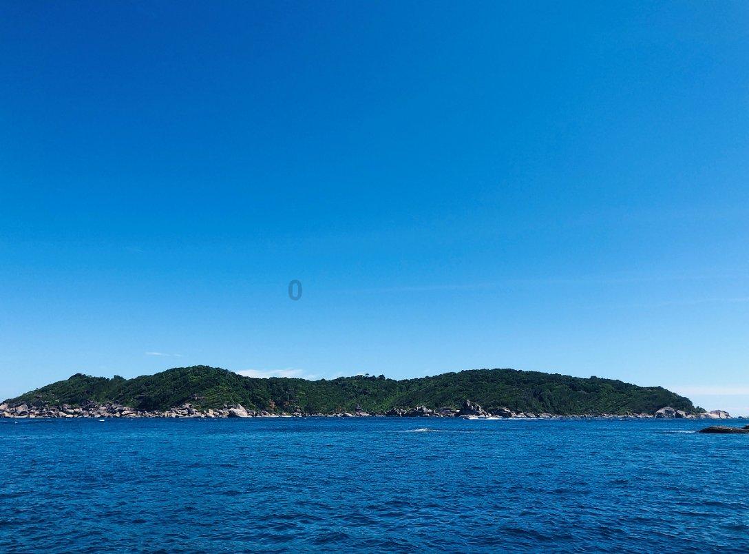 连续玩手机4小时，现在头特别痛？，，怎么办游戏画面