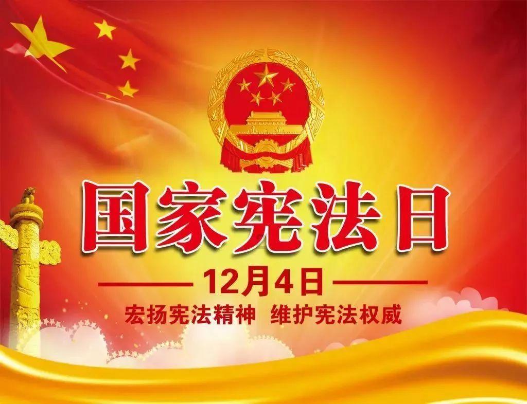 高空畅游的女孩