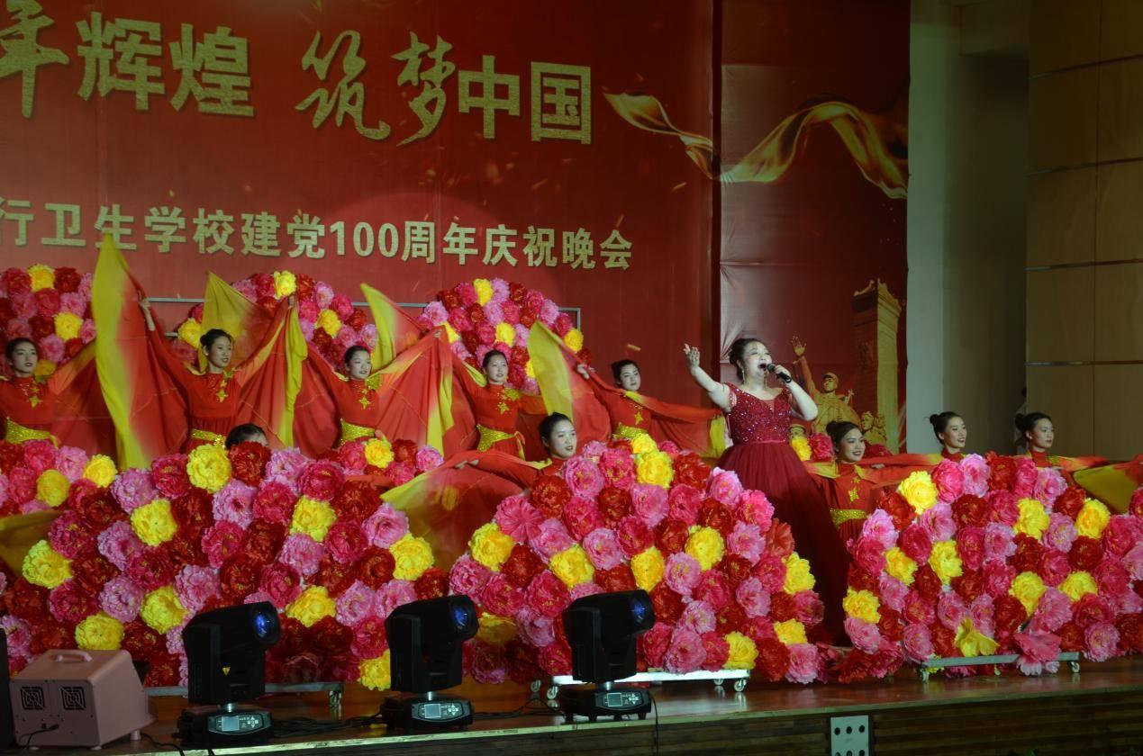 大湾区女星狠狠打了内娱明星的脸