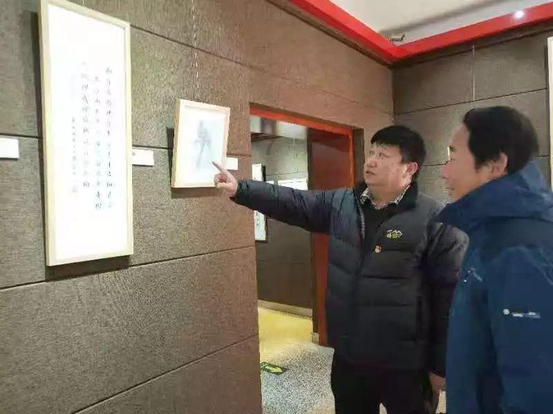 米妮彩色书