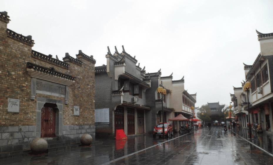 华阳夫人胆敢乱政!宣太后是罪魁祸首,还好嬴政力挽狂澜