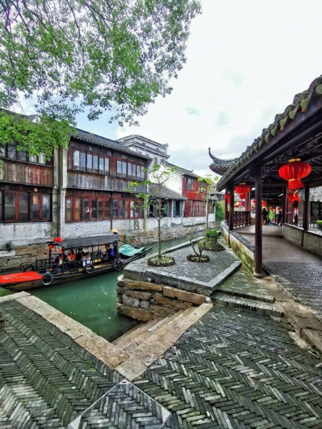 郑州日产锐骐6超长货箱上市发布会—临沧站