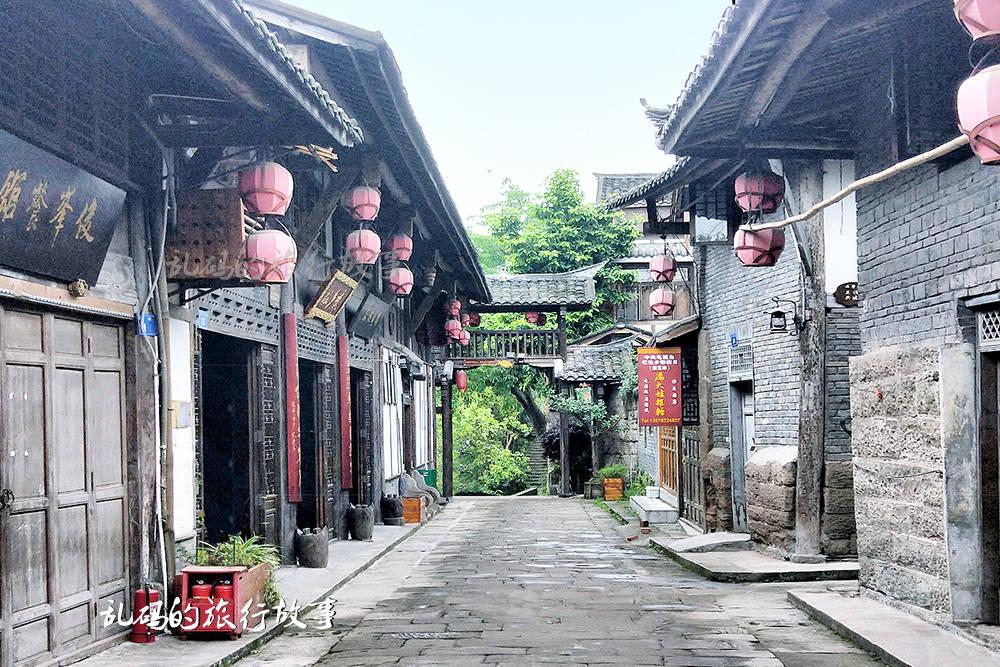 小猫钓鱼游戏龙王版有船
