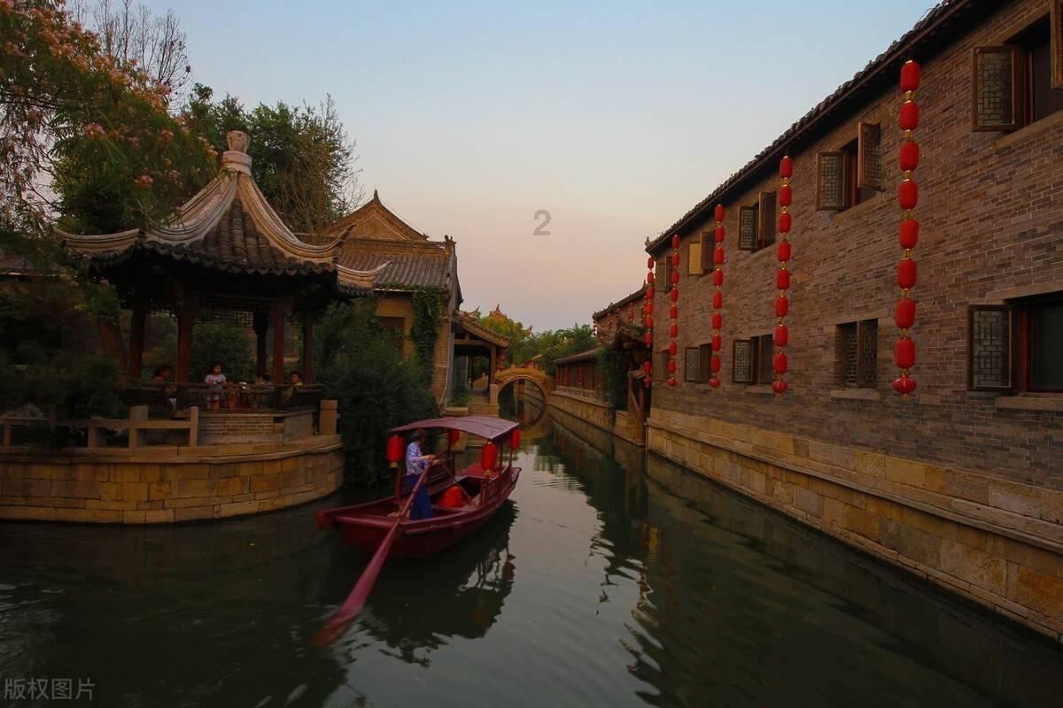 导演罗启锐因突发心脏病逝世了，你如何评价他生前的职业生涯？游戏画面
