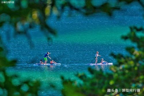 周星驰推出短剧厂牌，“剧场化”成今年行业关键词